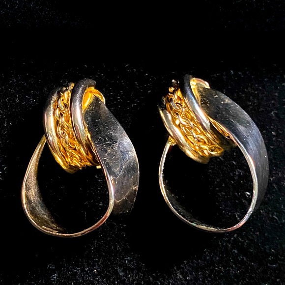 Clip On GoldTone Large Hoops With Rope Embellishments Circa 1970’s - Picture 2 of 4